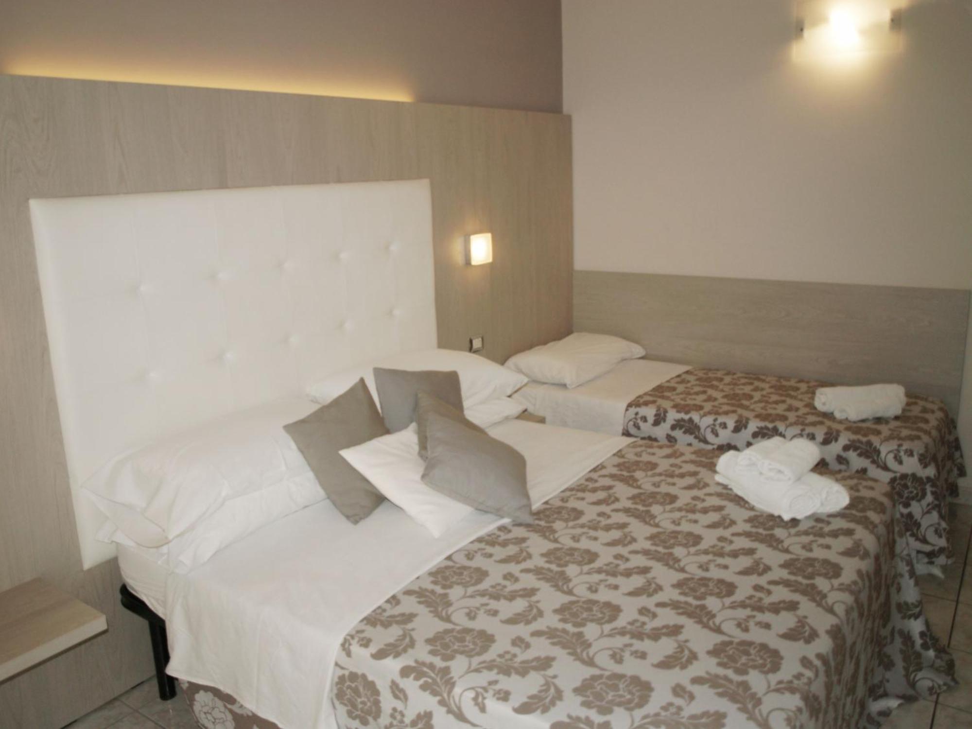 Hotel Stefan Room & Breakfast Gatteo a Mare Esterno foto
