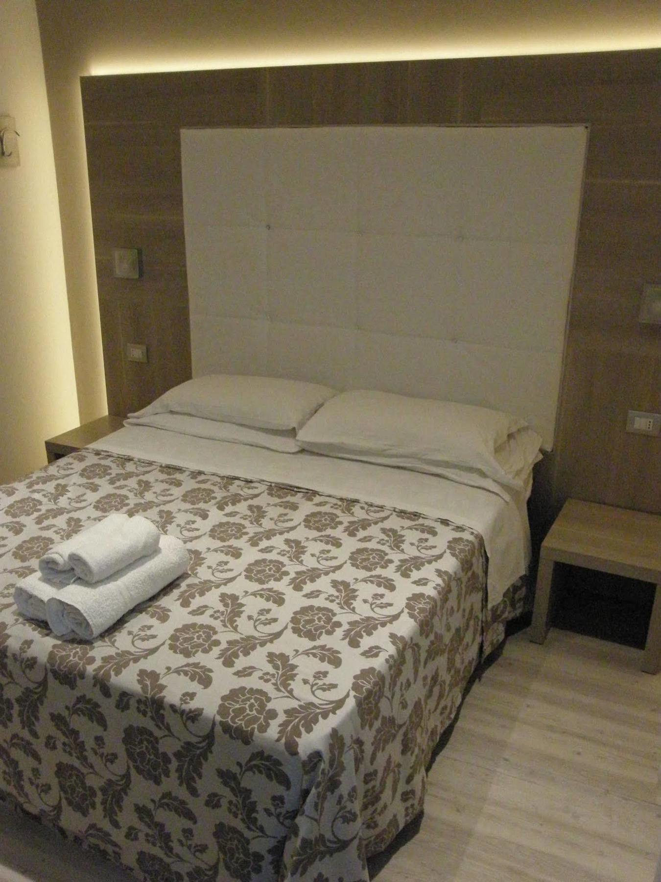 Hotel Stefan Room & Breakfast Gatteo a Mare Esterno foto